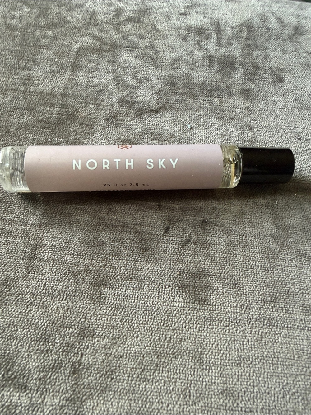 North Sky Signature Scents Roller — Pale Pink with Black Cap